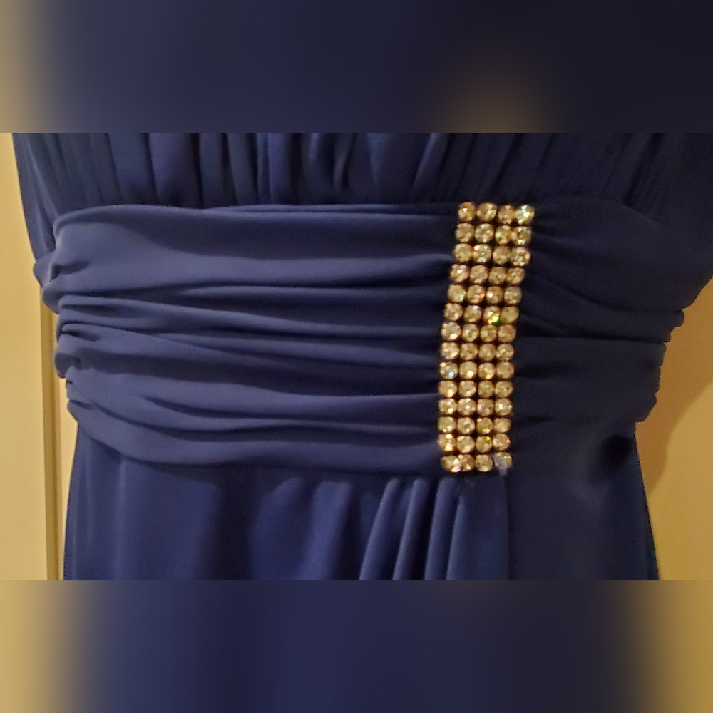 NWT Women's Formal Dress - Picture 7 of 7
